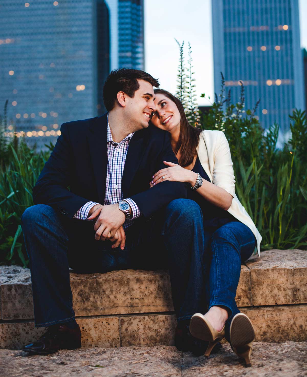 chicago engagement photography session photography matt holly night (20)