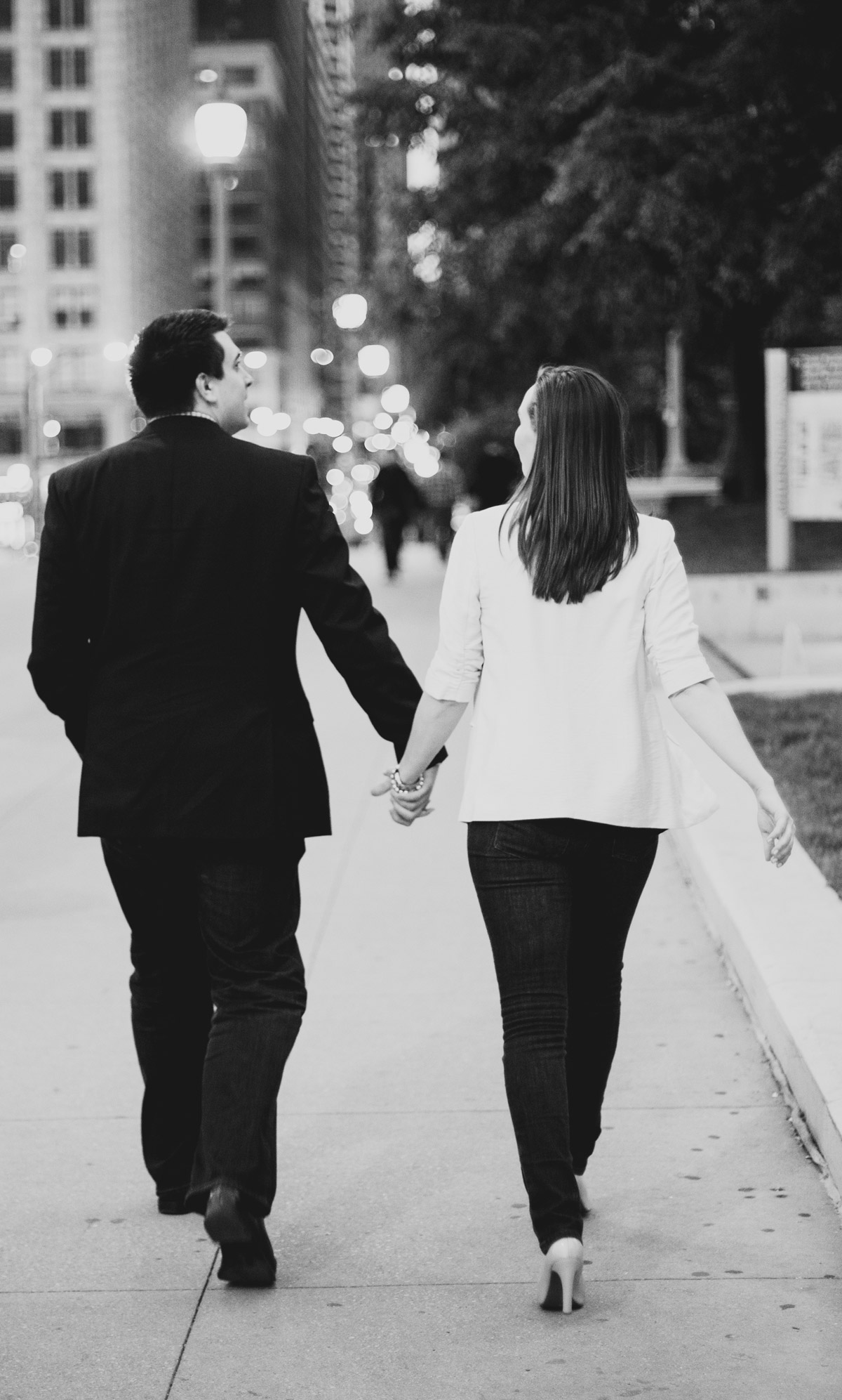 chicago engagement photography session photography matt holly night (21)