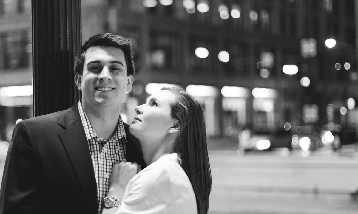 chicago engagement photography session photography matt holly night (27)