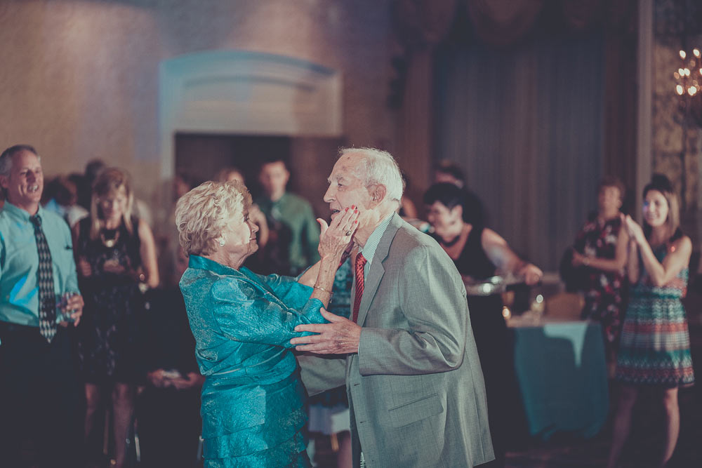 indianapolis columbia club wedding photographer margot mitch (78)